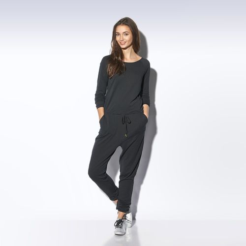 Selena Gomez overall