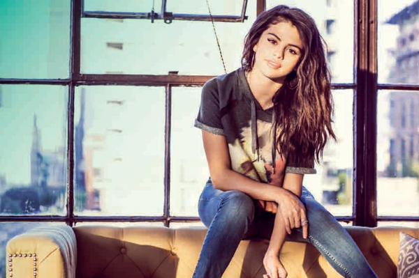 Adidas NEO Selena Gomez