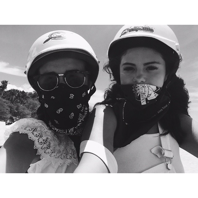 Photo: Instagram - courtneyjbarry