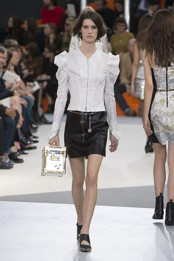 Louis Vuitton Fall 2015 Collection Look 40
