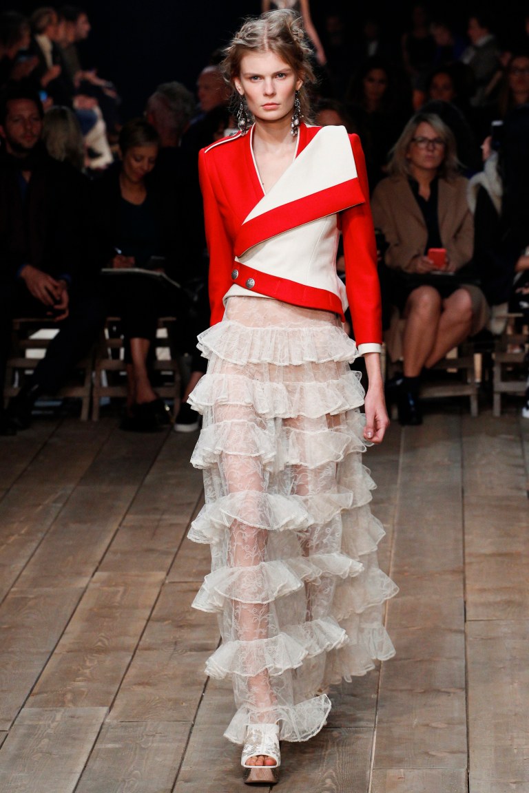 Alexander McQueen red and white military jacket 2 Spring 2016 photo Marcus Tondo