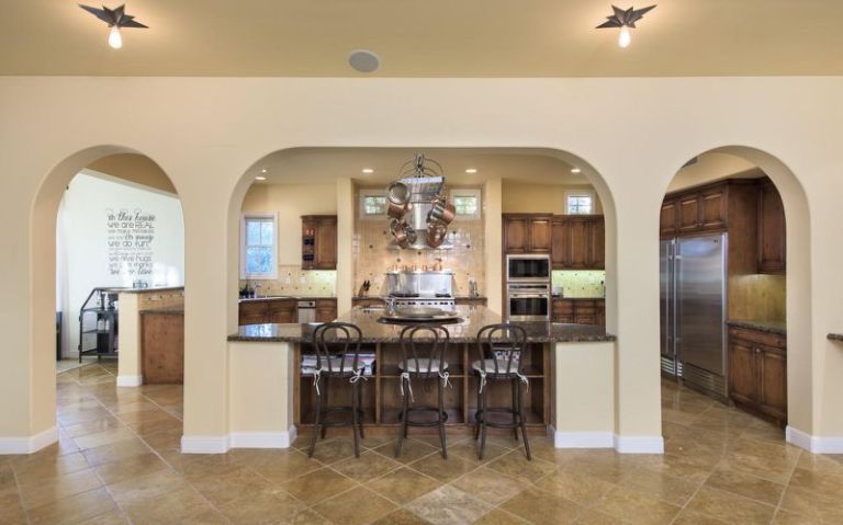 Selena Gomez kitchen