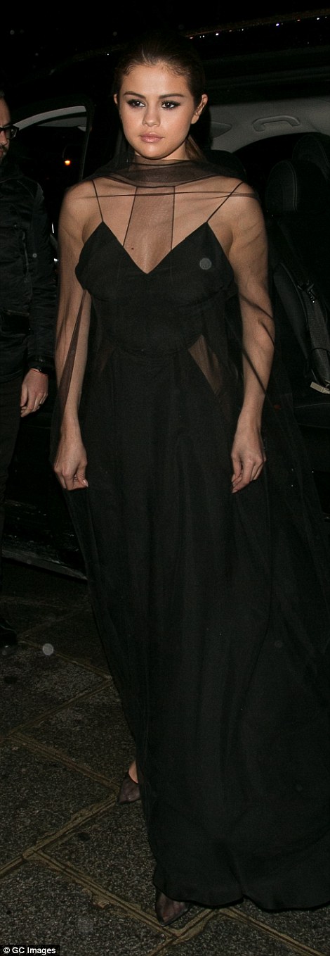 Selena Gomez black sheer tulle gown Paris 2016 photo GC Images