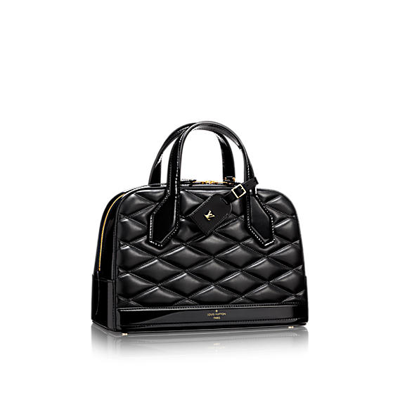 louis-vuitton-dora-pm-malletage-leather-fashion-shows--M50514_PM2_Front view
