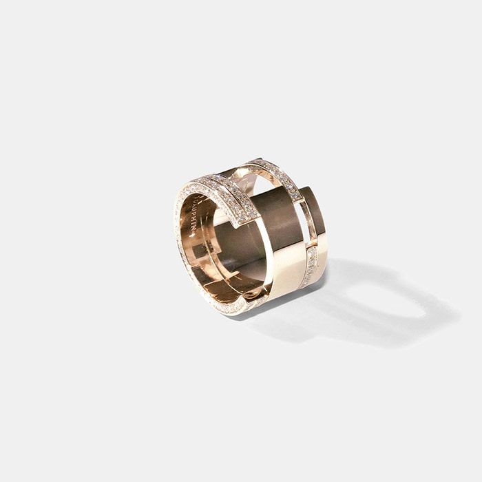 Maison Dauphin Collection II pink gold and diamond ring
