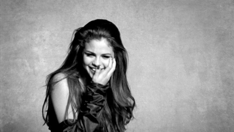 Selena Gomez Kill em With Kidness video