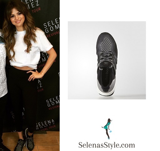 Selena Gomez white t-shirt Houston instagram