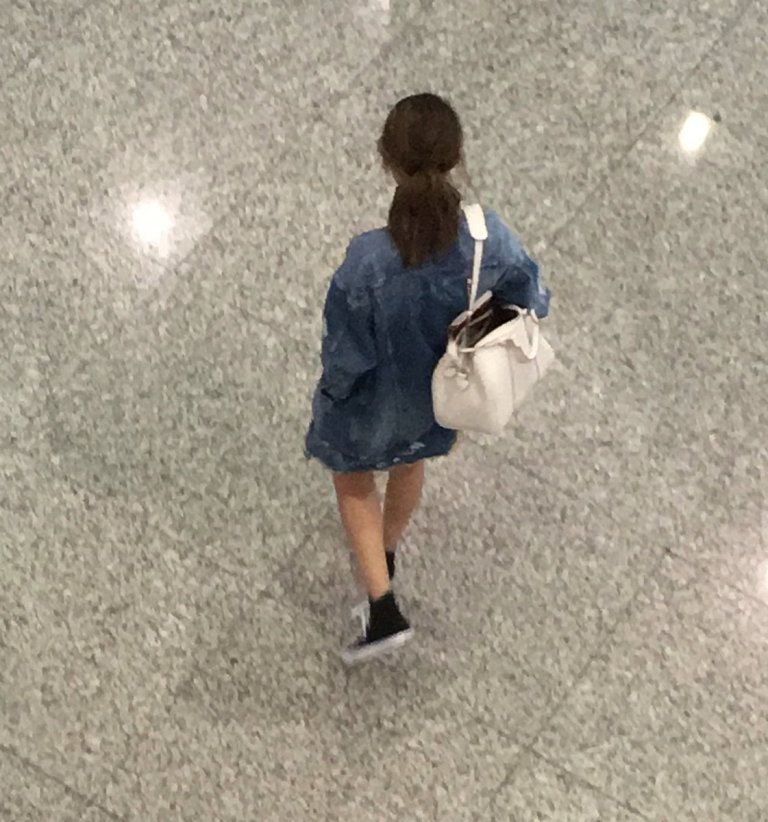 Selena Gomez denim jacket white bag airport photo dqueenbiebs