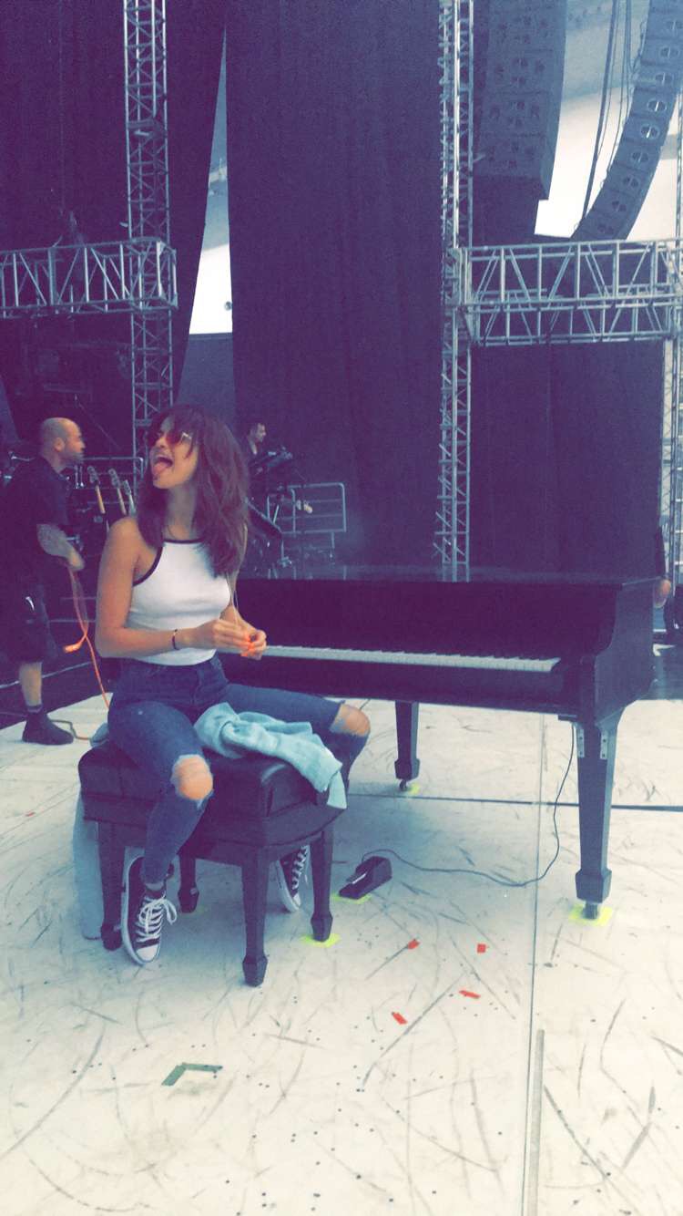 Selena gomez white contrast trim top ripped jeans converse photo Snapchat