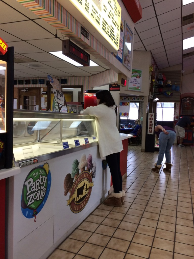 selena-gomez-ugg-boots-october-2016