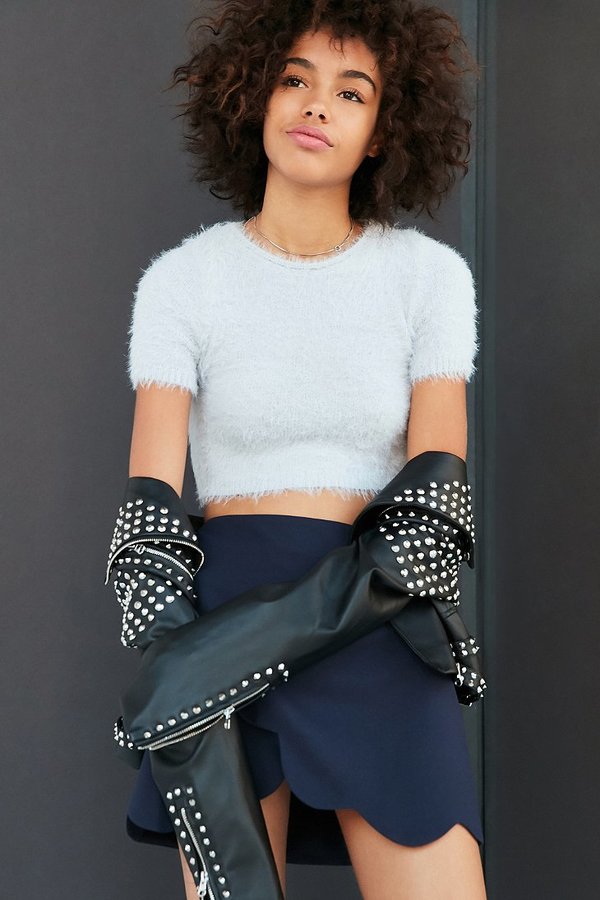 kimchi-blue-fuzzy-cropped-tee