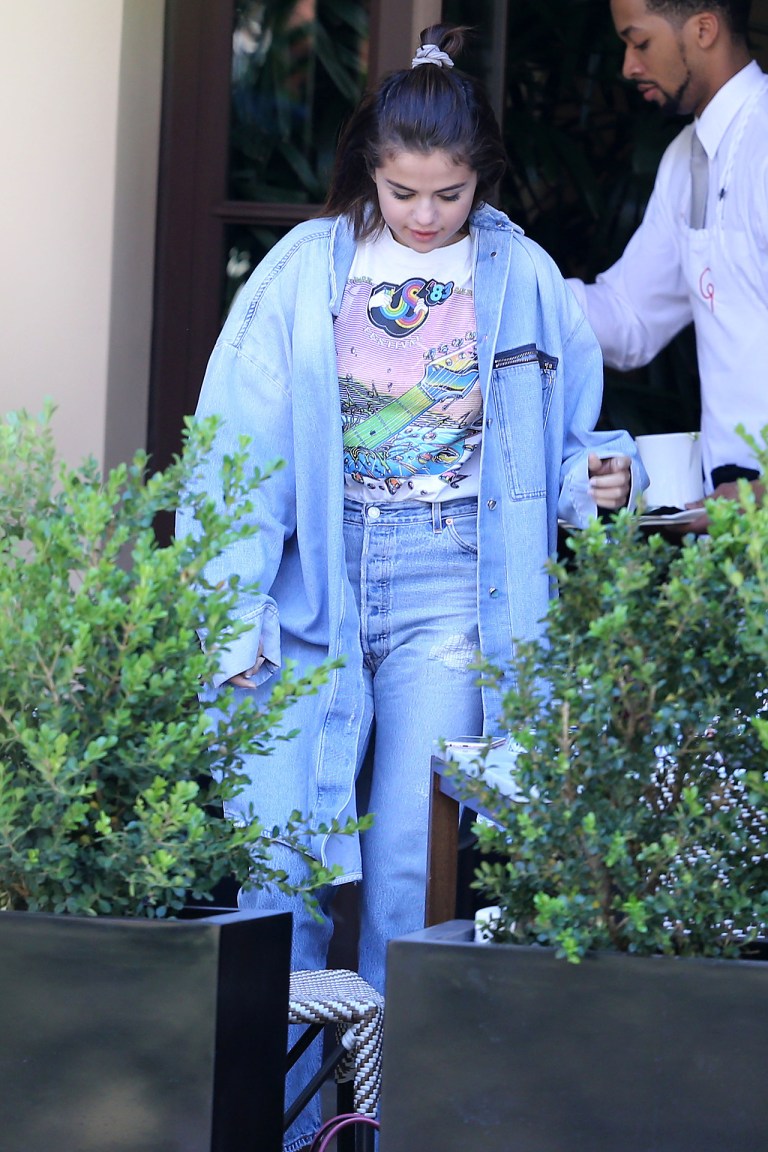 EXCLUSIVE: Selena Gomez is seen in Beverly Hills, CA.