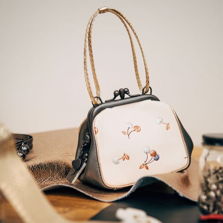 Coach Kisslock Frame Bag