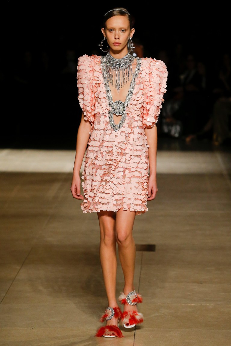 Miu Miu pink sequin dress Fall 2017 photo Monica Feudi indigital tv