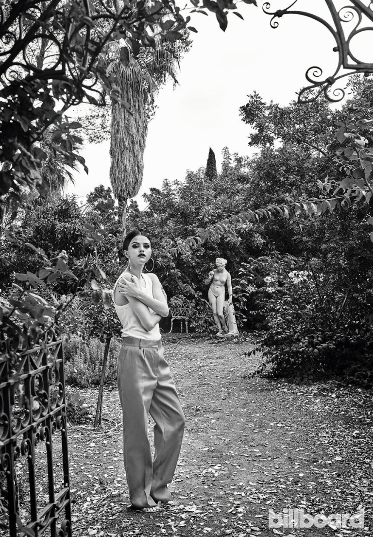 Selena gomez vest and trousers billboard 2017