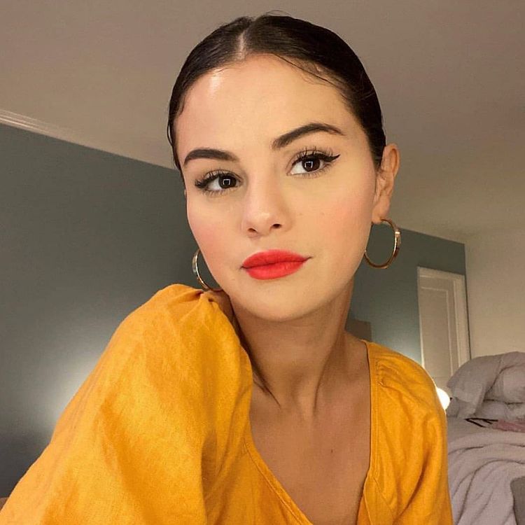 where to get Selena gomez yellow puff sleeve top Selena + Chef 2021 Photo Kate Young